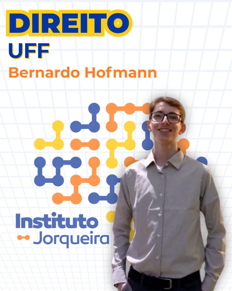 Aluno aprovado do Instituto Jorqueira